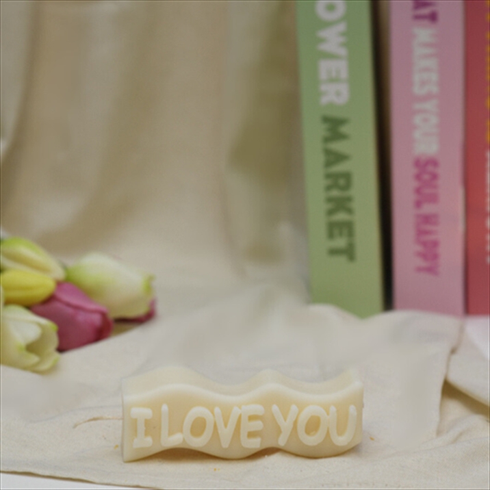 CANDECSCUILVUSGN.jpg I LOVE YOU SIGN CANDLE - Image 1