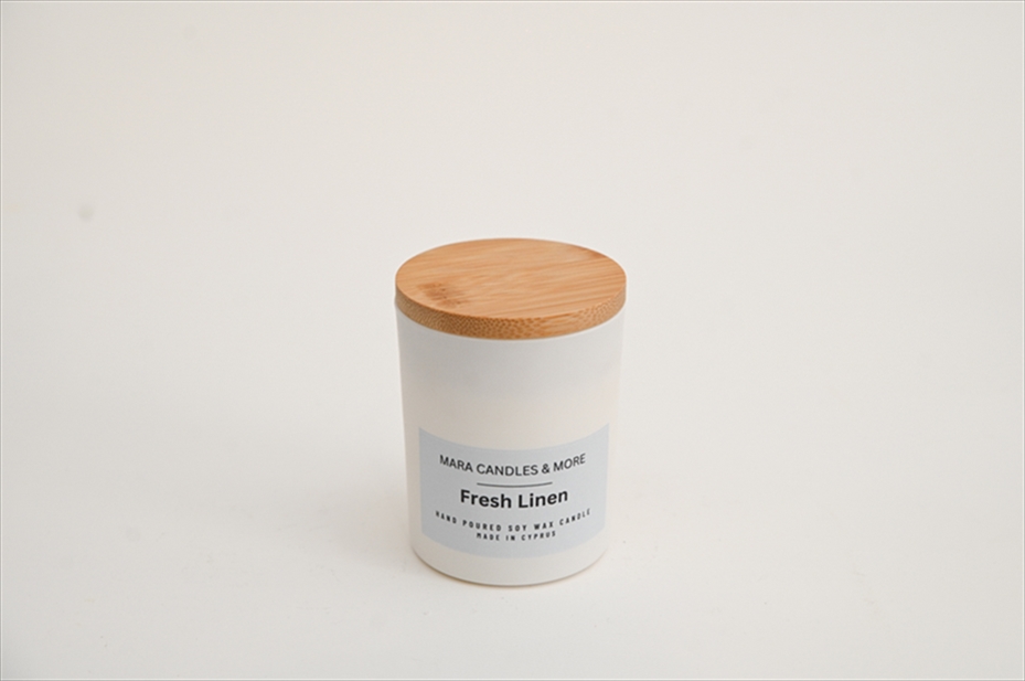 100000012.jpg CANDLE IN JAR WHITE GLASS WITHWOOD LID 170ML - Image 1
